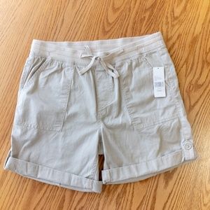 NWT Northcrest khaki drawstring shorts size 8